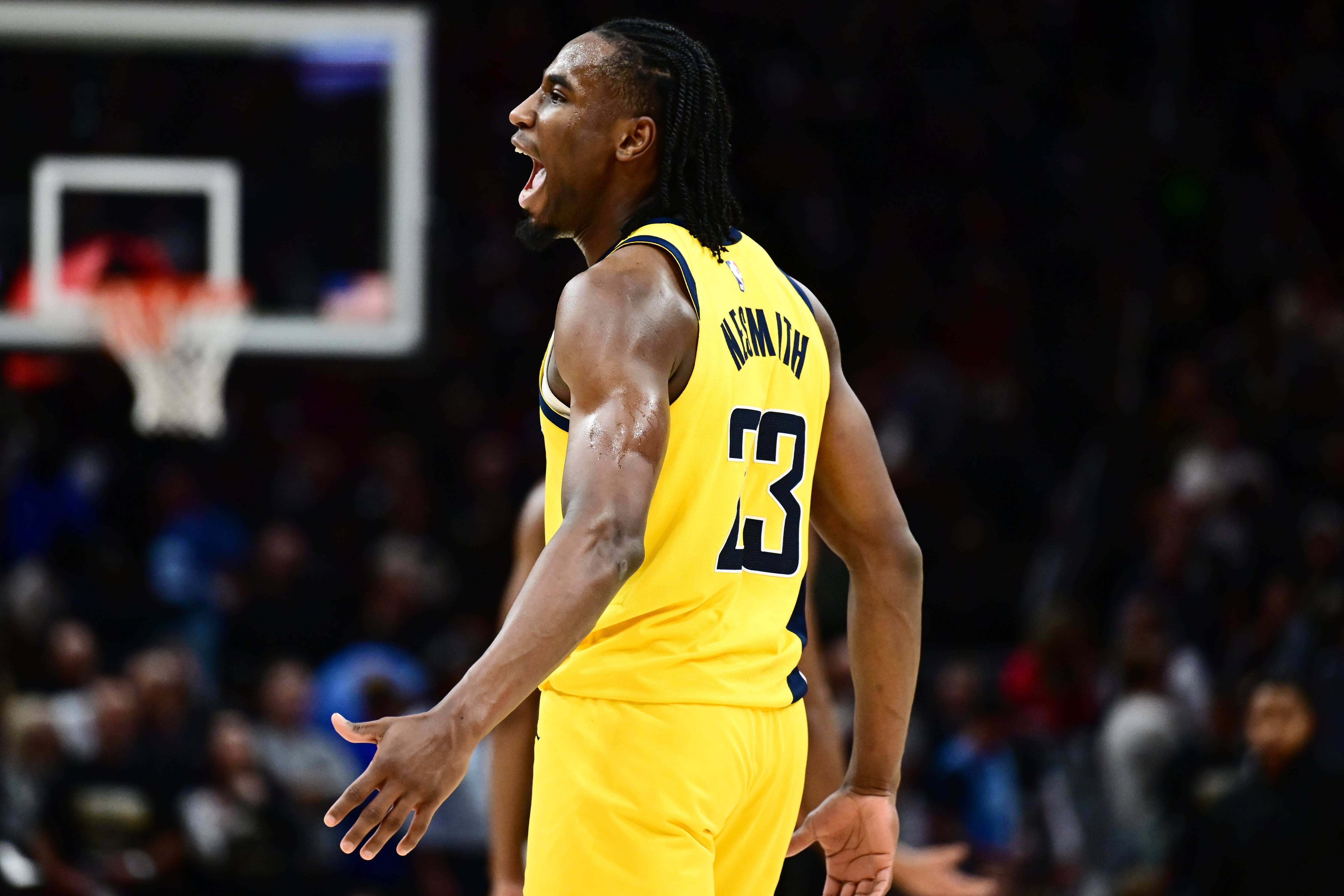 包含唐斯三巨头联手,浓眉哥得分突破,猛龙冲击季后赛!的词条