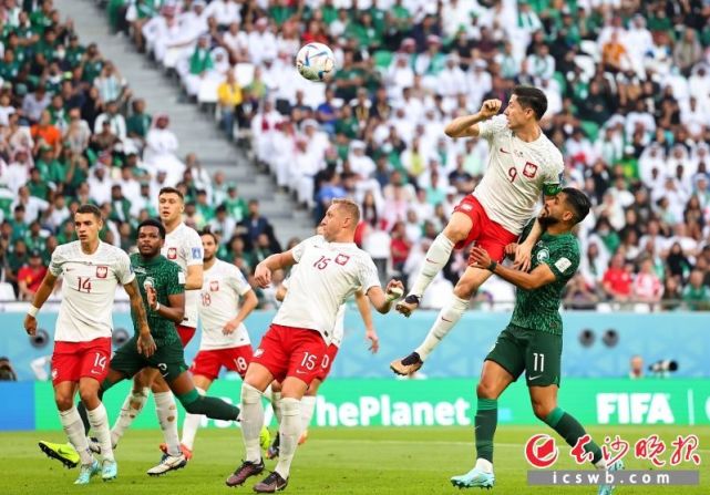 莱万多夫斯基爆冷击败IG,赛况扑朔迷离引爆全场!