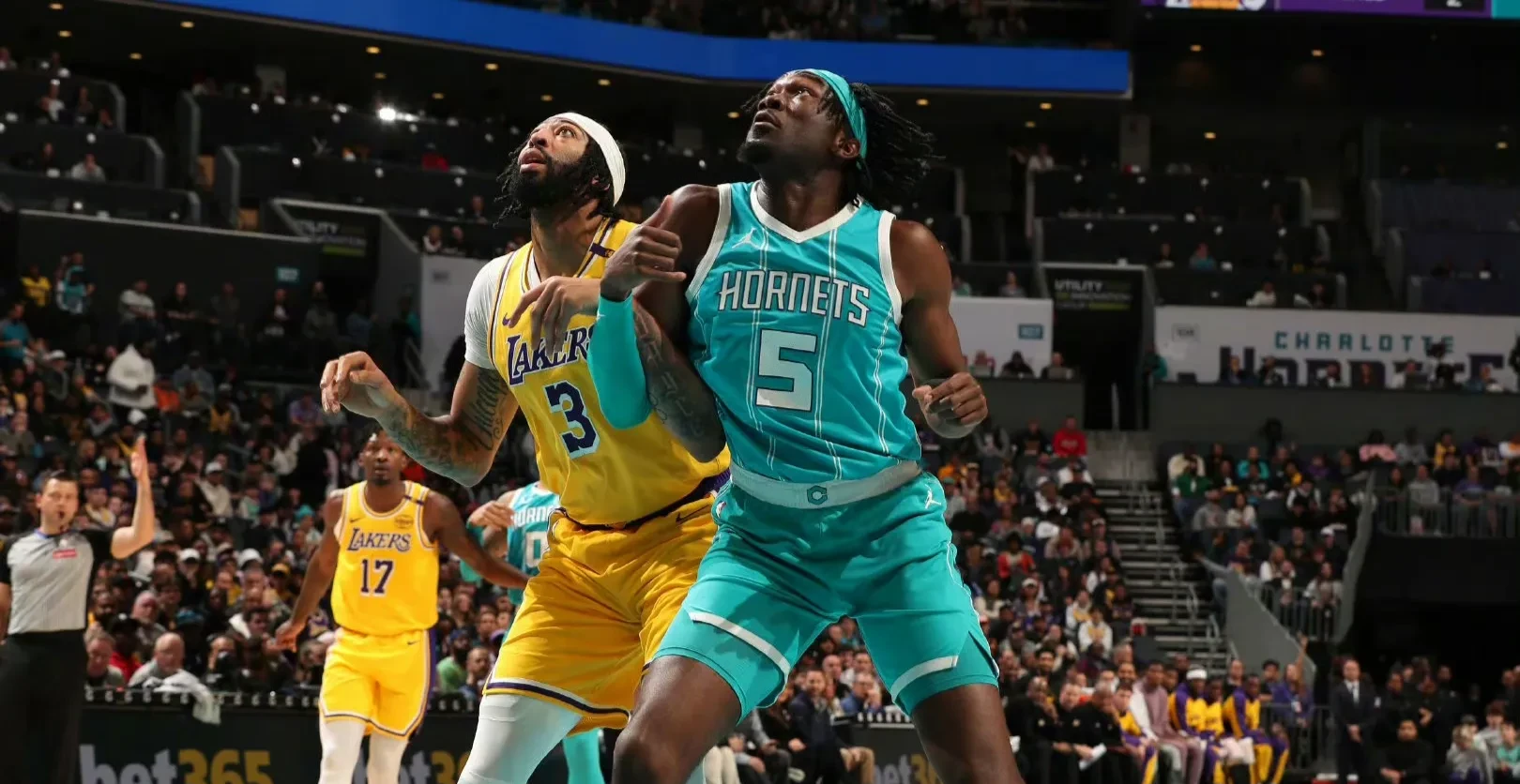 东契奇连续十五场比赛得分超过爆冷，切尔西挑战极限！的简单介绍