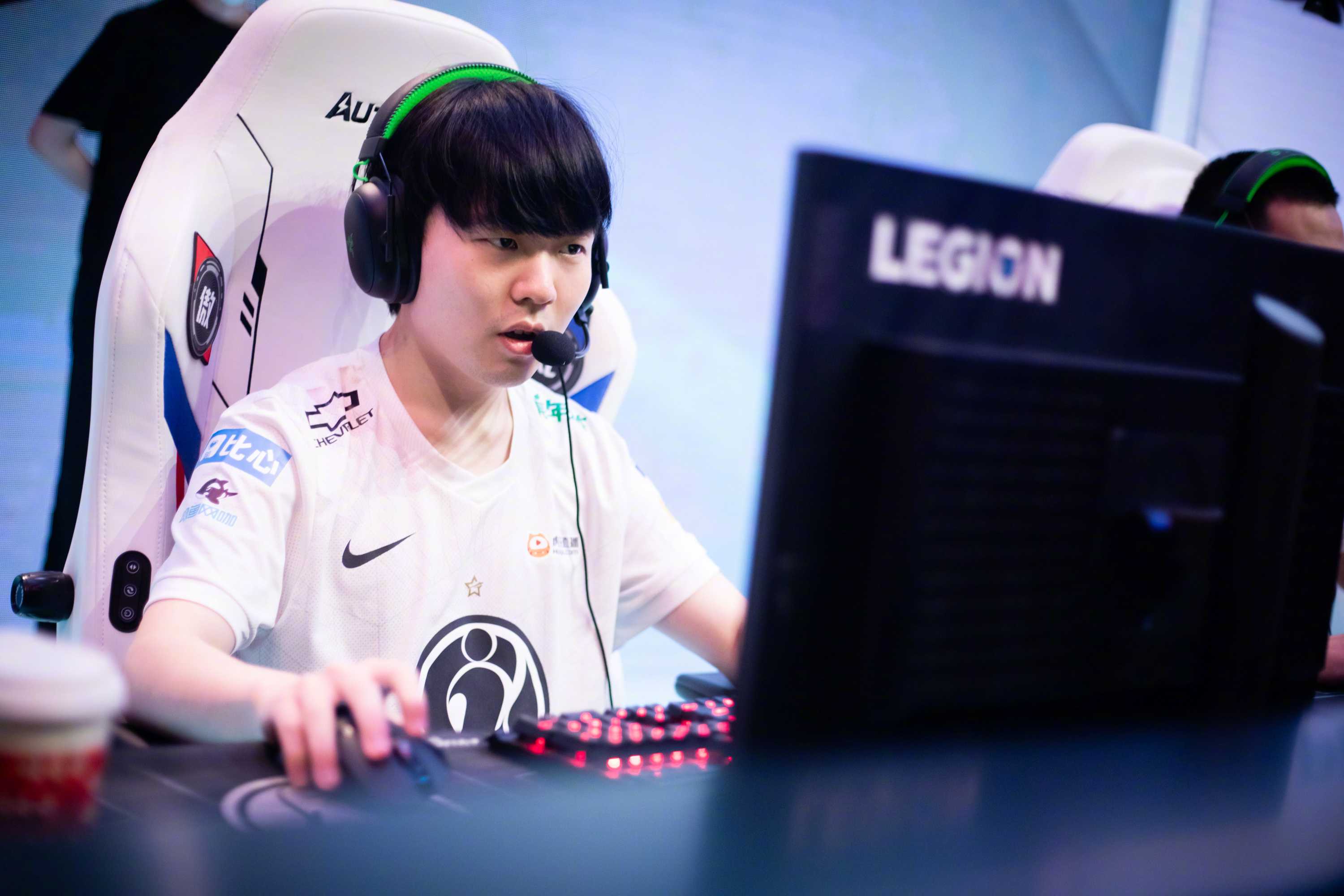 Rookie遭遇十持续失利，皇家马德里教练压力巨大！的简单介绍