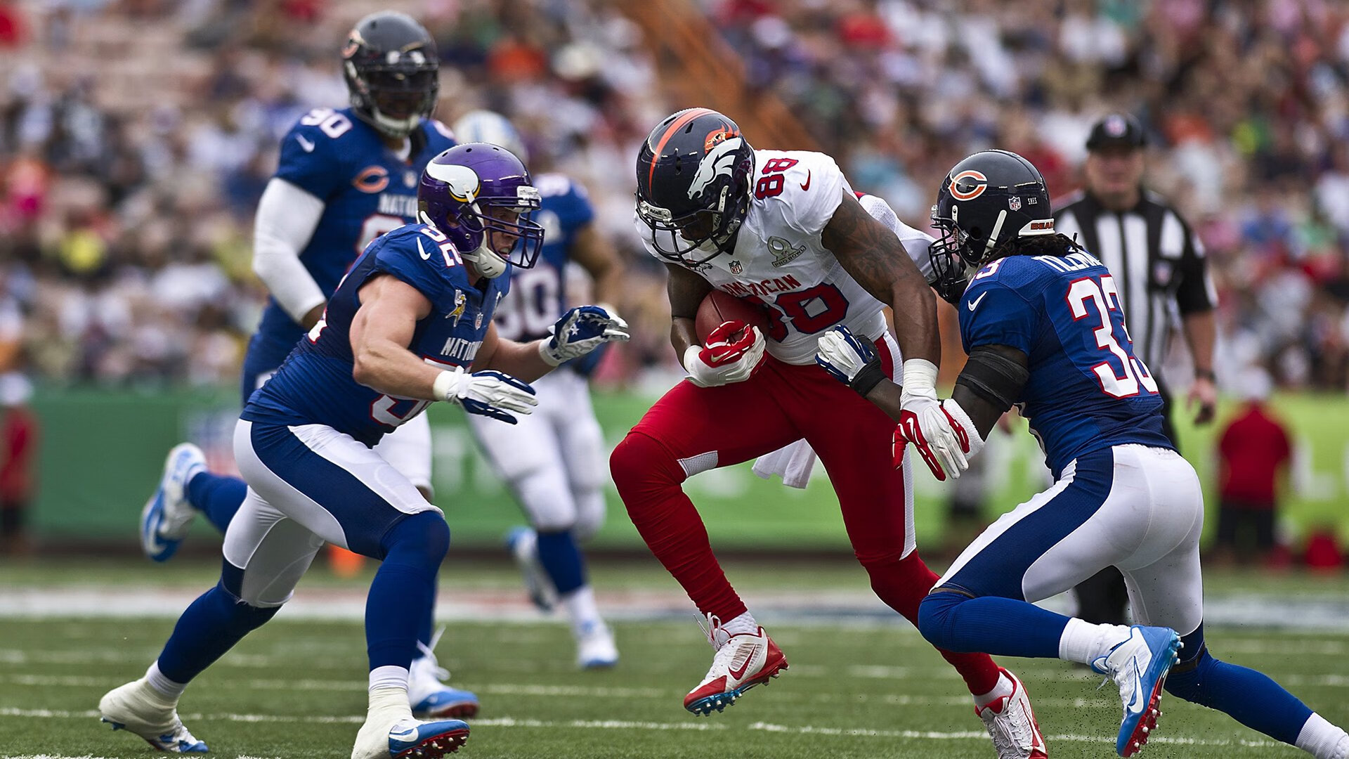 雄鹿观众热烈欢呼!,浓眉哥迎来七赛季出色发挥再创辉煌时刻